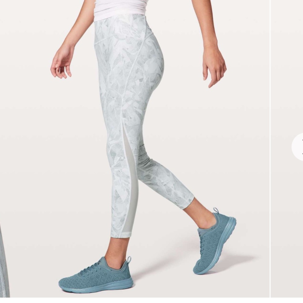 Lululemon Train Times 7/8 Leggings 2 Gray White